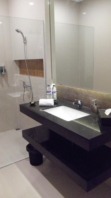The Arnaya Villa Kuta  Phòng bức ảnh