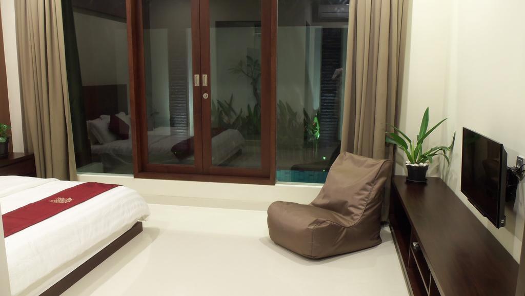 The Arnaya Villa Kuta  Phòng bức ảnh